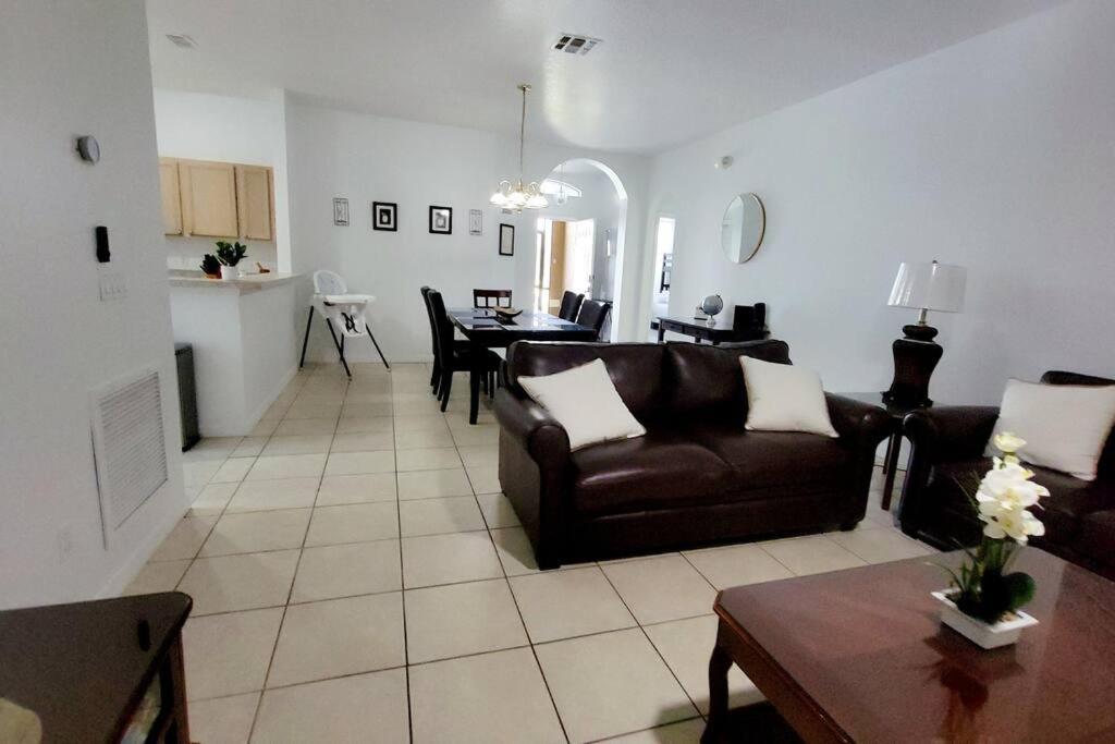 Beautiful, Home In A Gated Community Kissimmee Exterior photo